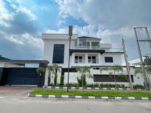 10 bedroom luxury villa for sale in Asokoro Extension, Abuja