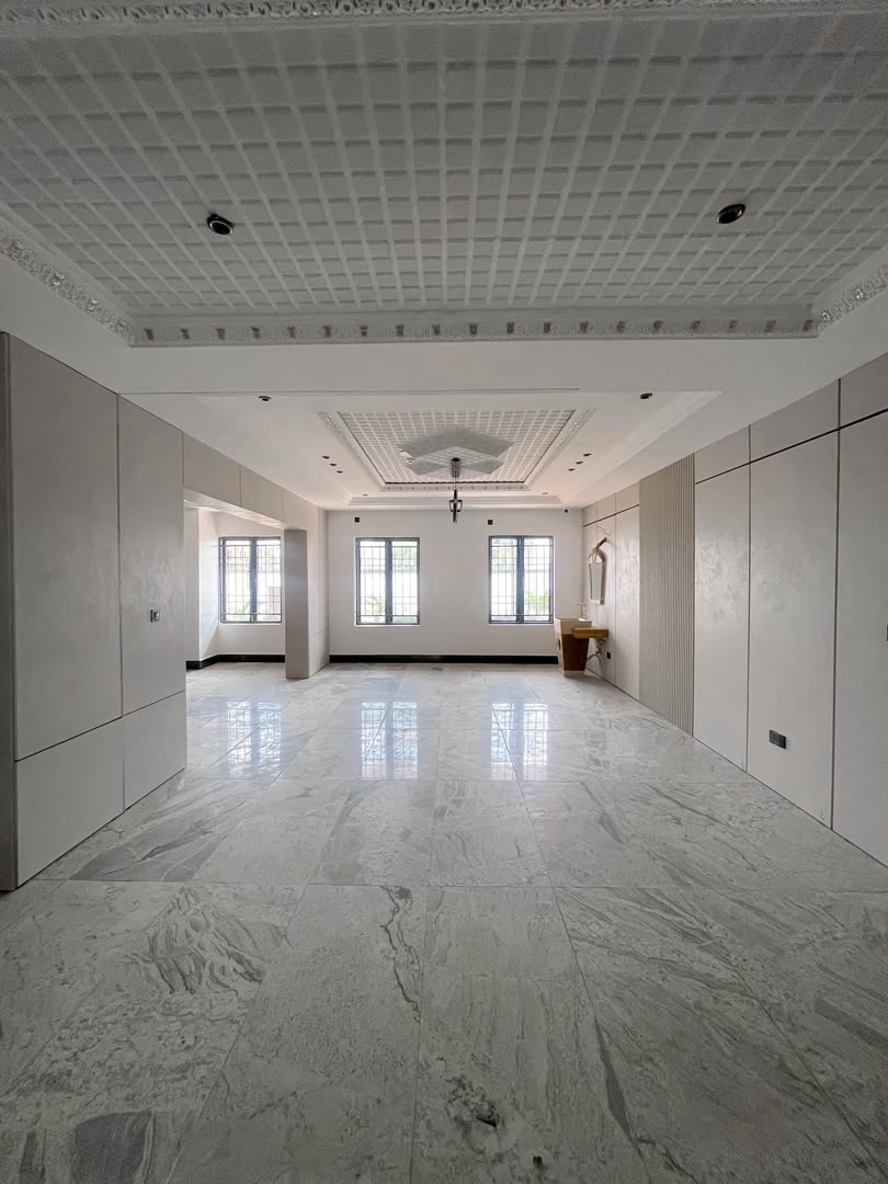 10 bedroom luxury villa for sale in Asokoro Extension, Abuja