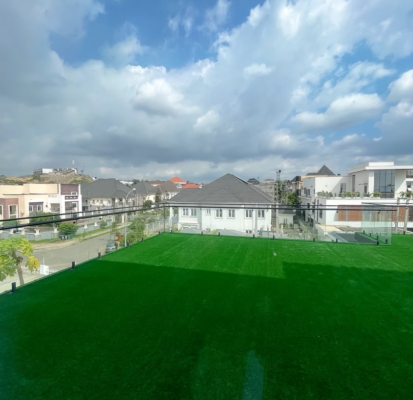 10 bedroom luxury villa for sale in Asokoro Extension, Abuja