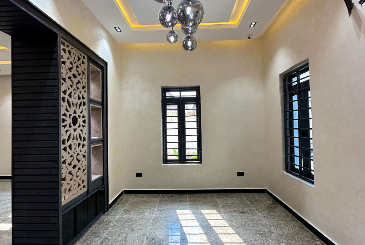 5 bedroom fully detached duplex for sale in Karsana, Abuja