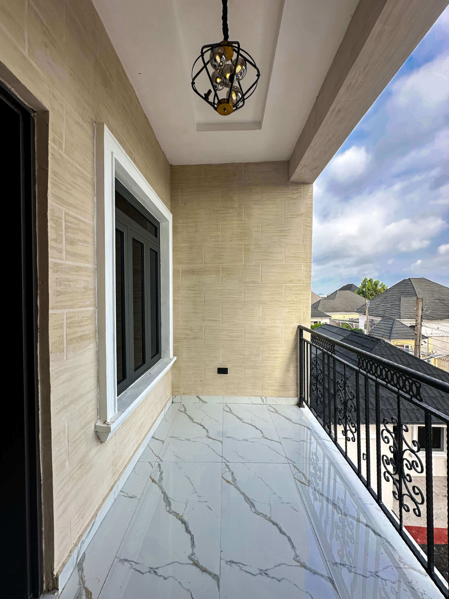 5 bedroom fully detached duplex for sale in Karsana, Abuja