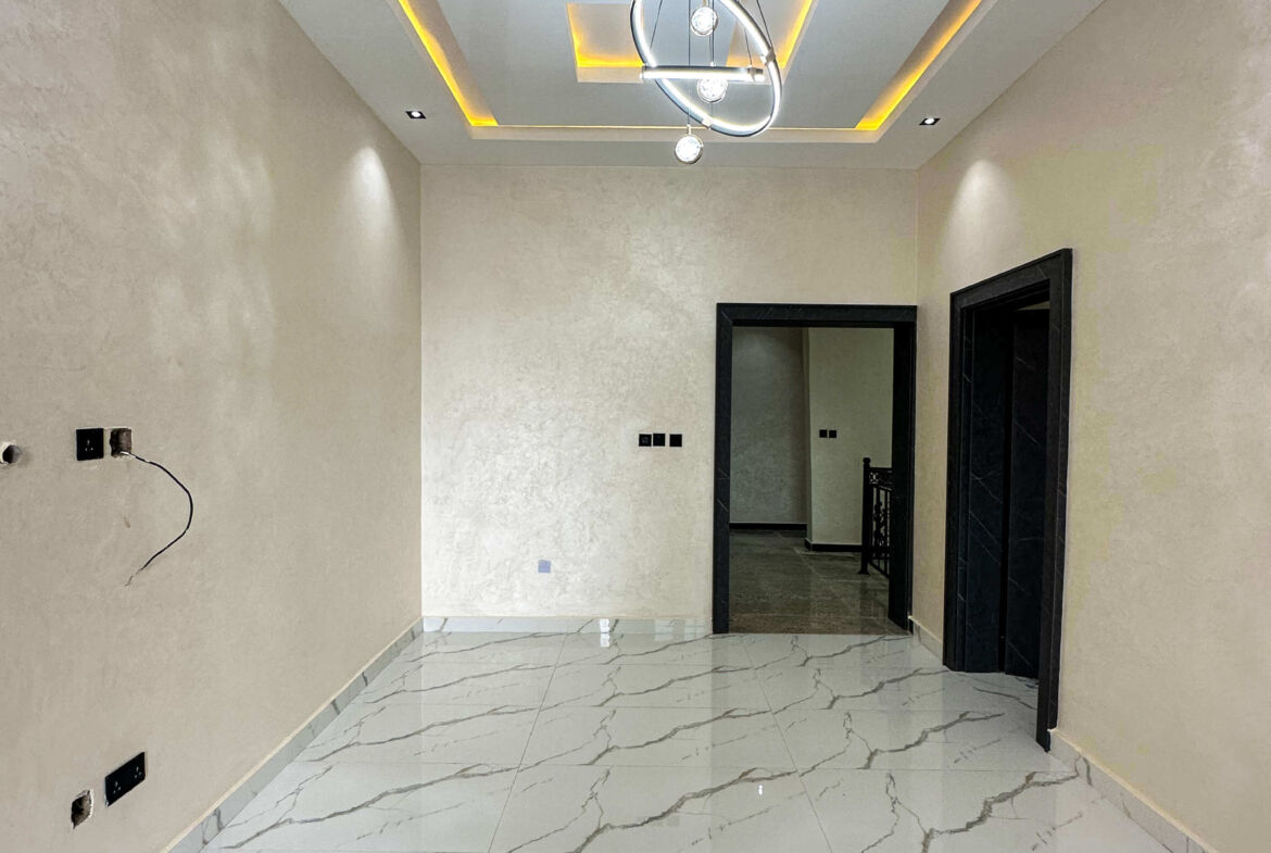 5 bedroom fully detached duplex for sale in Karsana, Abuja