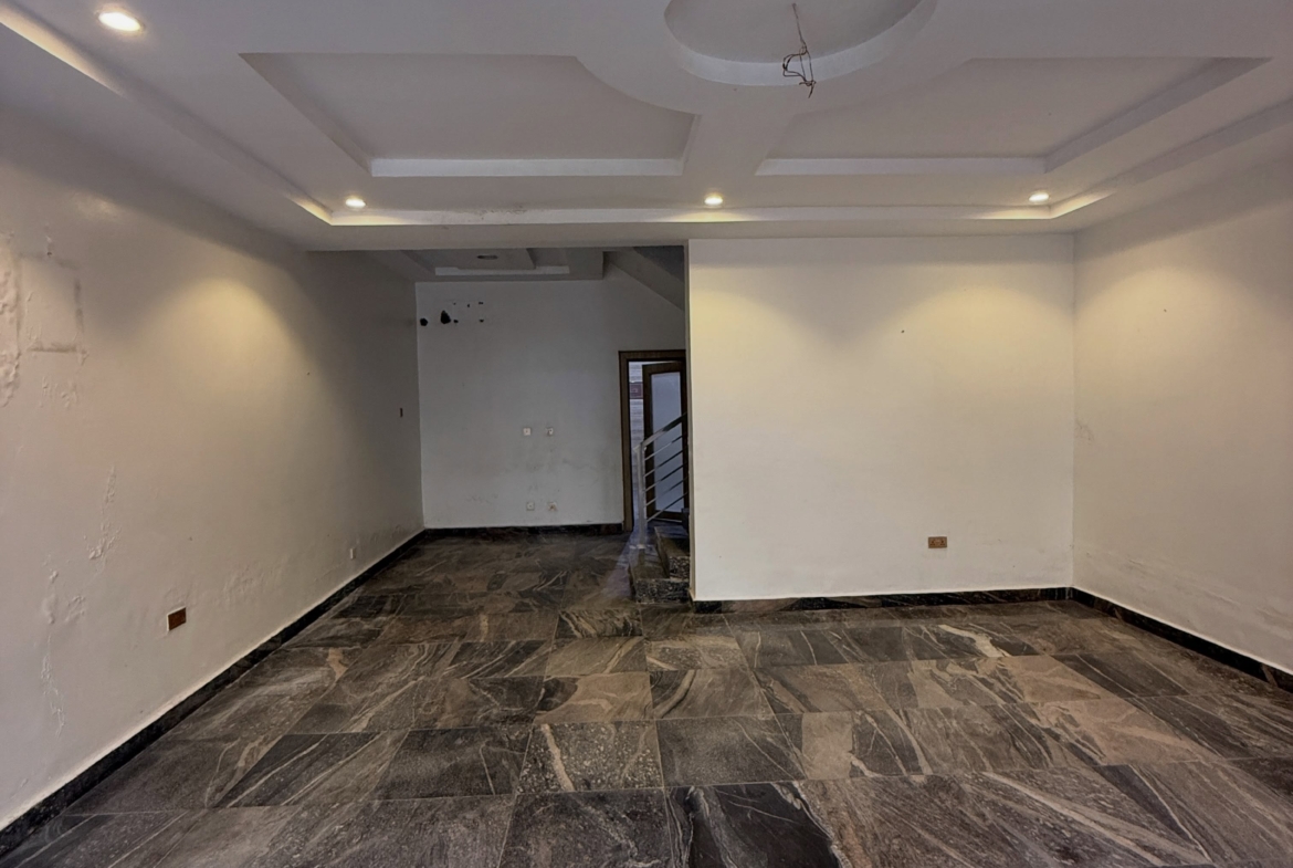 4-bedroom terrace duplex with a 1-room boys' quarters (BQ)