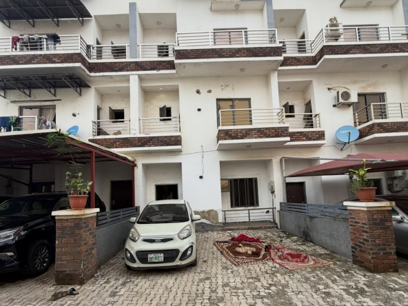 4-bedroom terrace duplex with a 1-room boys' quarters (BQ)