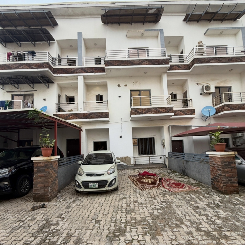 4-bedroom terrace duplex with a 1-room boys' quarters (BQ)