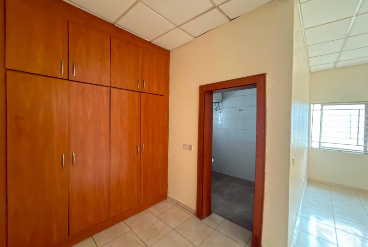 5 Bedroom Detached House for Lease on Aso Drive, Abuja