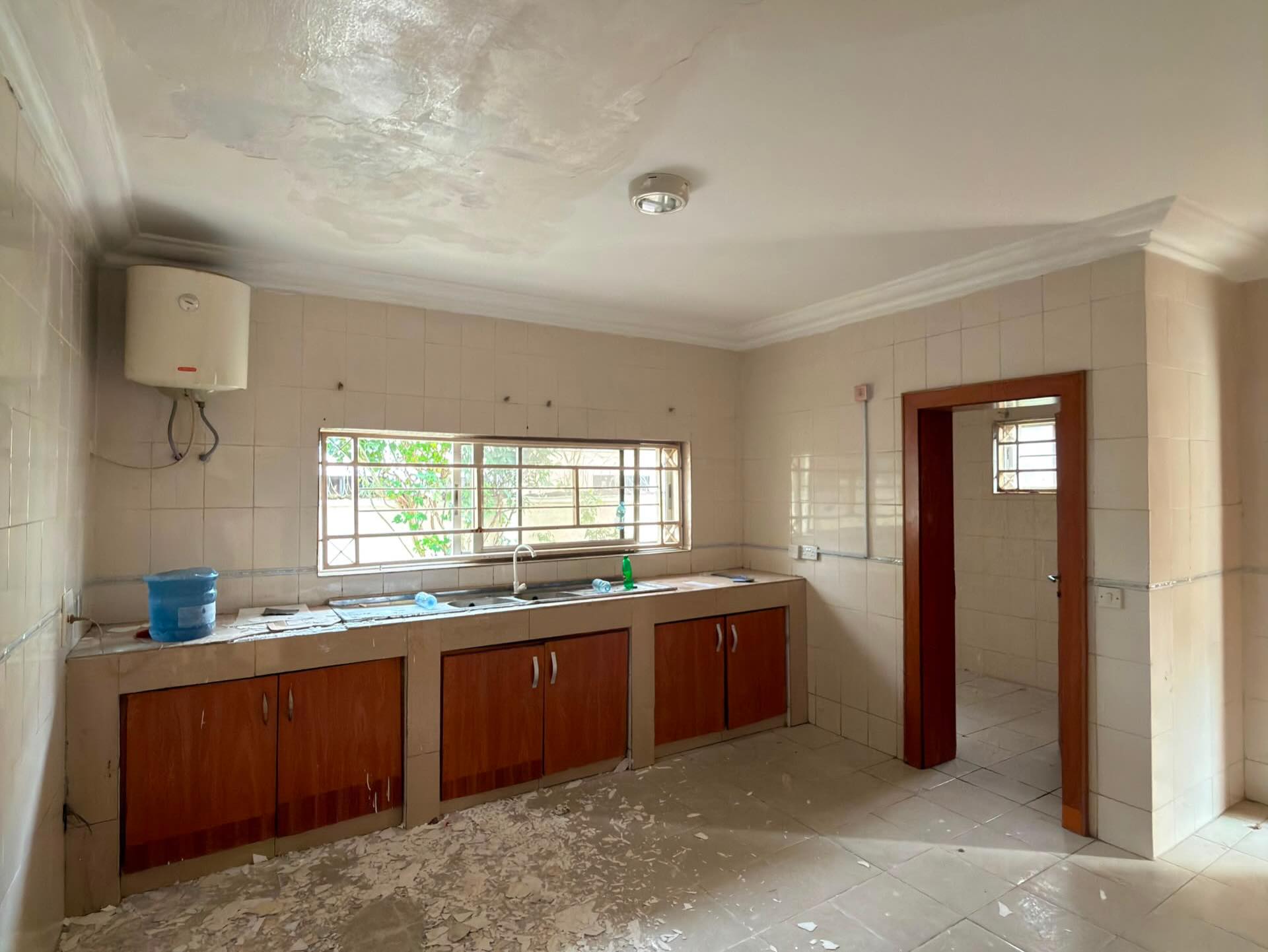 5 Bedroom Detached House for Lease on Aso Drive, Abuja