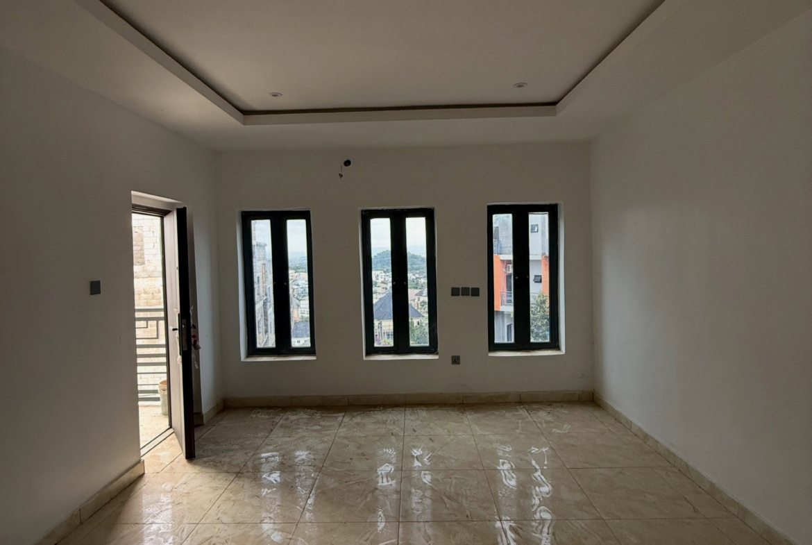 4 bedroom terrace duplex with a 1 room boys' quarters (BQ) for sale in Guzape, Abuja