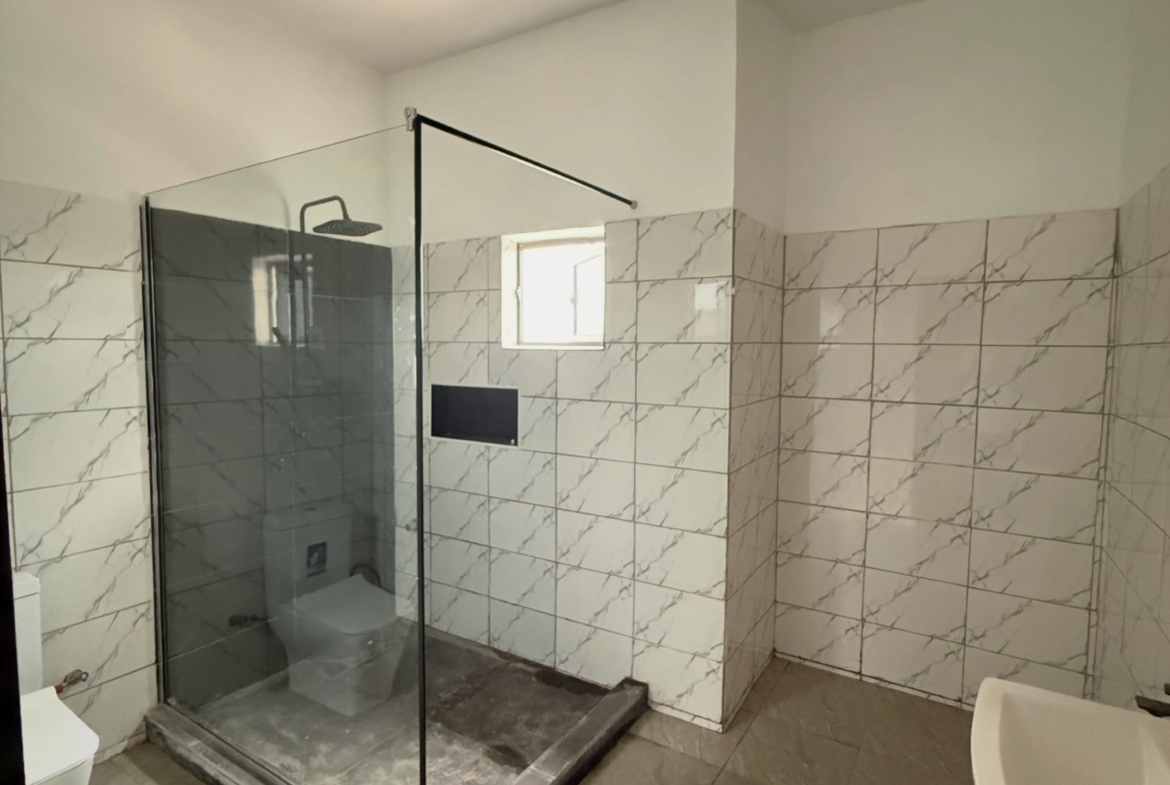 4 bedroom terrace duplex with a 1 room boys' quarters (BQ) for sale in Guzape, Abuja