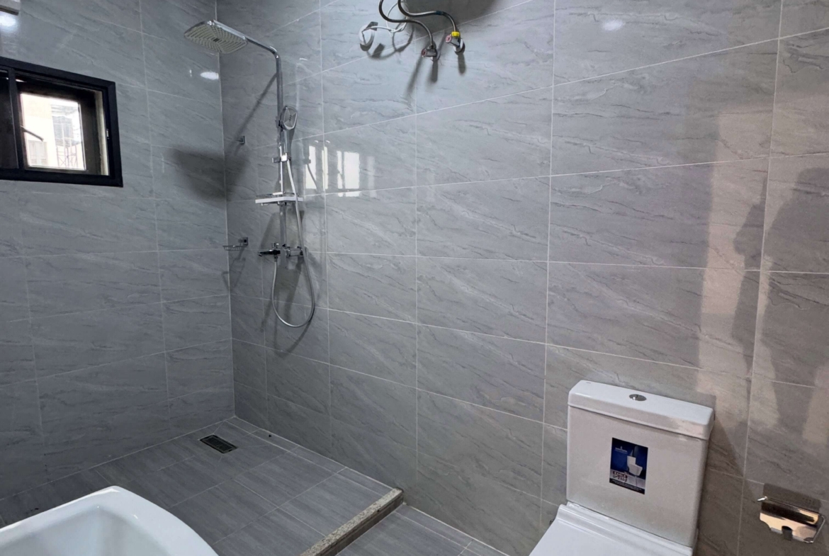 4 bedroom terrace duplex with BQ for rent in Durumi, Abuja