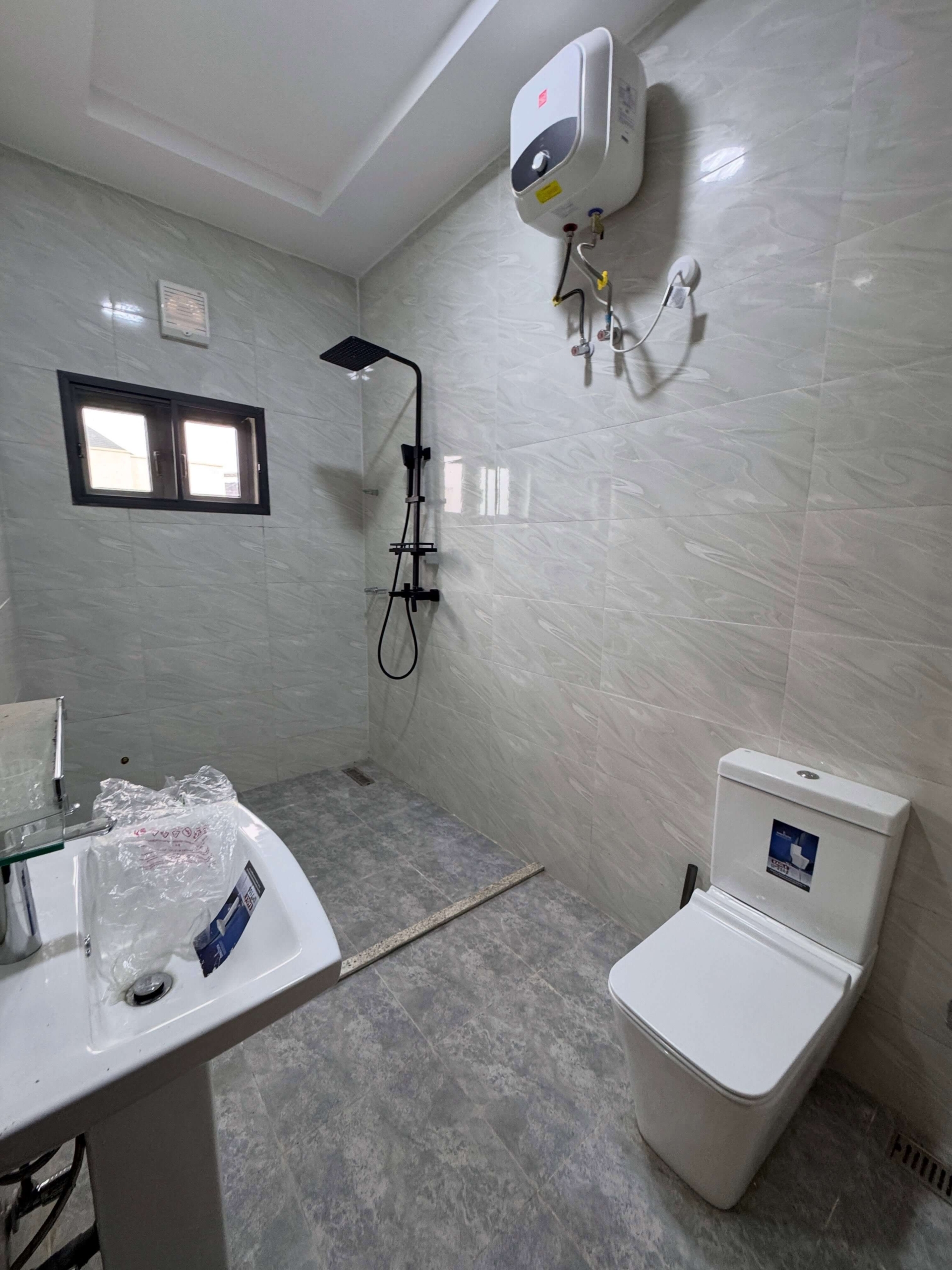 4 bedroom terrace duplex with BQ for rent in Durumi, Abuja
