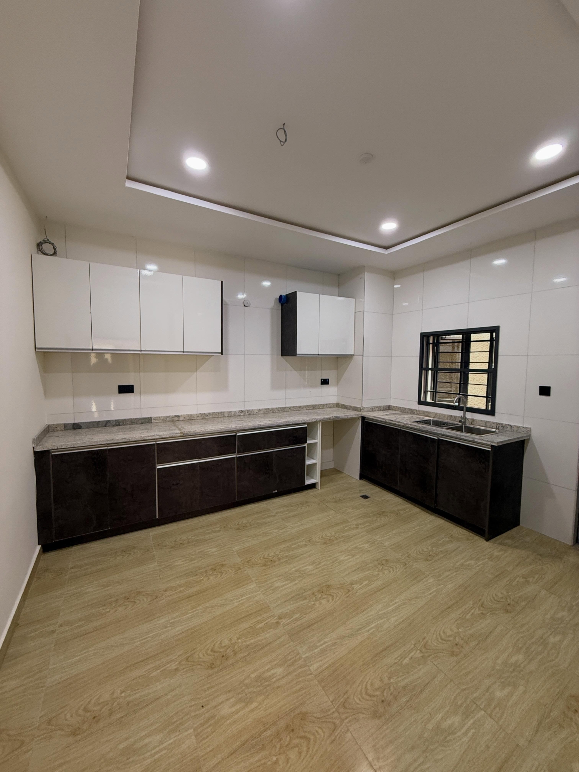 4 bedroom terrace duplex for rent in Guzape, Abuja