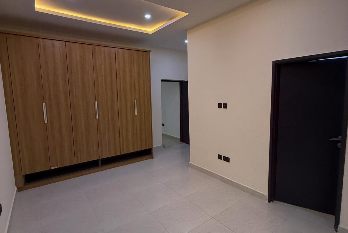 4 bedroom terrace duplex for rent in Guzape, Abuja