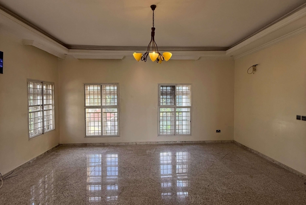 5 bedroom detached duplex for sale in Apo Legislative Quarters, Abuja