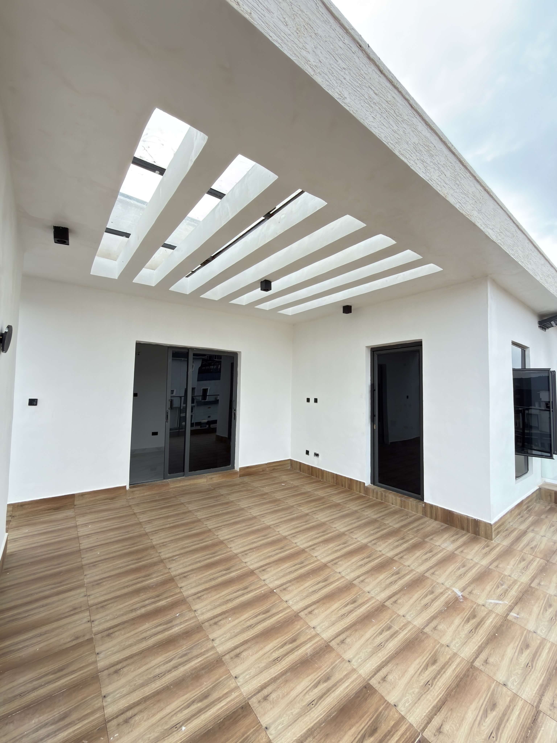 5 bedroom fully detached duplex for sale in Apo Resettlement, Abuja