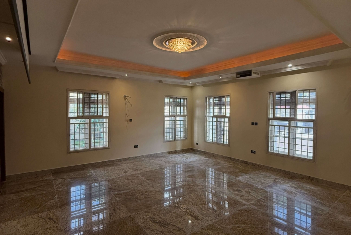 5 bedroom detached duplex for sale in Apo Legislative Quarters, Abuja