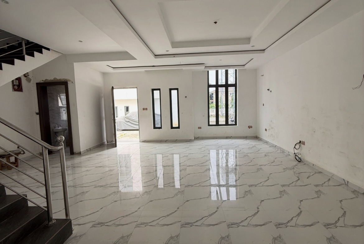 4 bedroom semi-detached duplex for sale in Katampe Extension, Abuja
