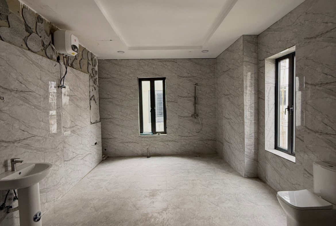 4 bedroom semi-detached duplex for sale in Katampe Extension, Abuja