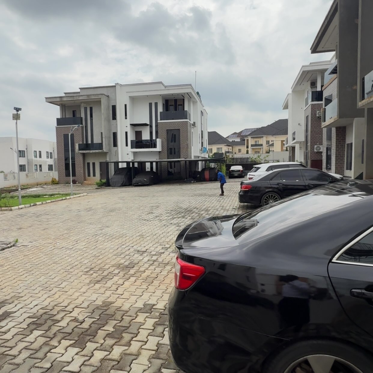 4 bedroom semi-detached duplex for sale in Katampe Extension, Abuja