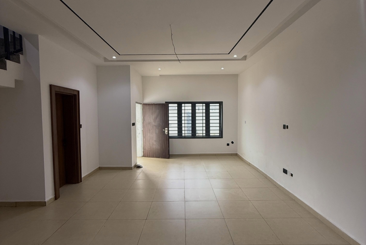 4 bedroom terrace duplex for rent in Guzape, Abuja