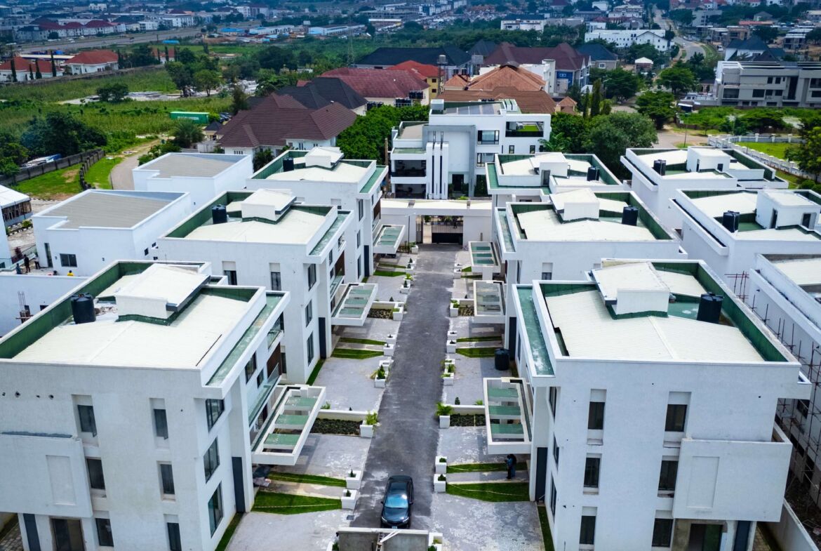 7 bedroom villa for sale in Katampe Extension, Abuja