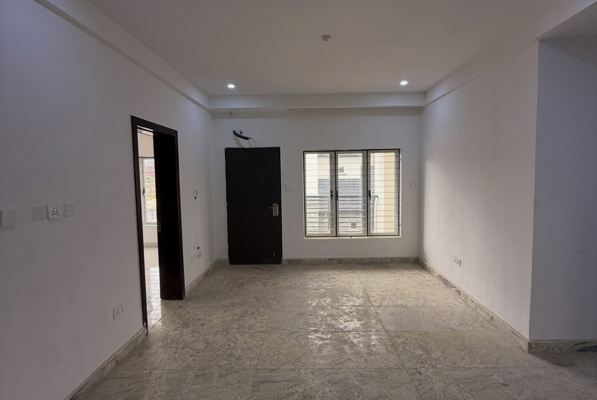 4-bedroom semi-detached duplex comes with a 1-room BQ