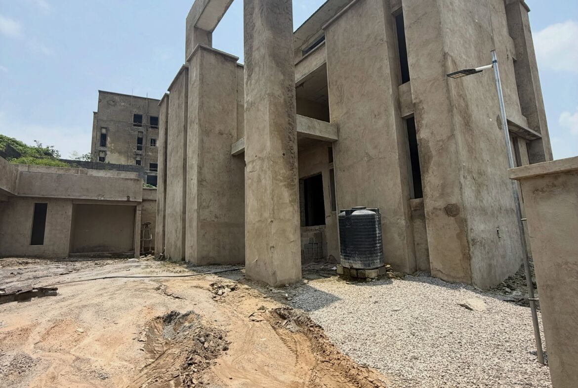 Luxury house for sale in Maitama II Abuja near Palm Spring Estate