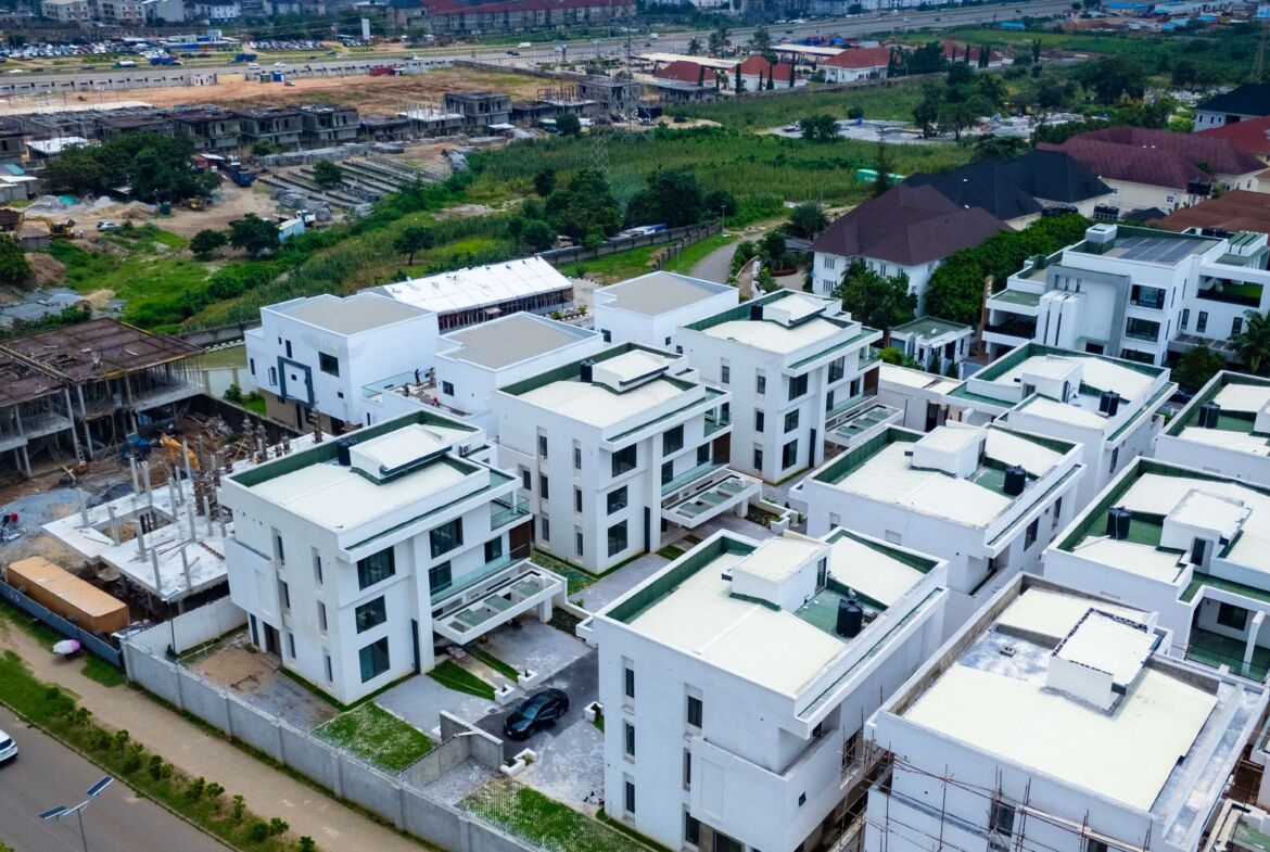 7 bedroom villa for sale in Katampe Extension, Abuja