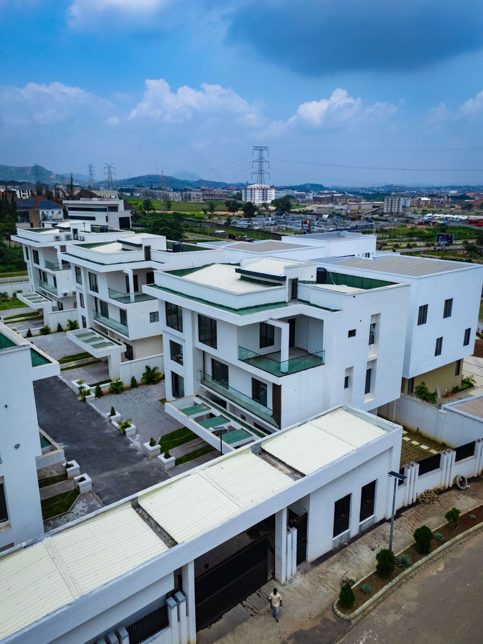 7 bedroom villa for sale in Katampe Extension, Abuja