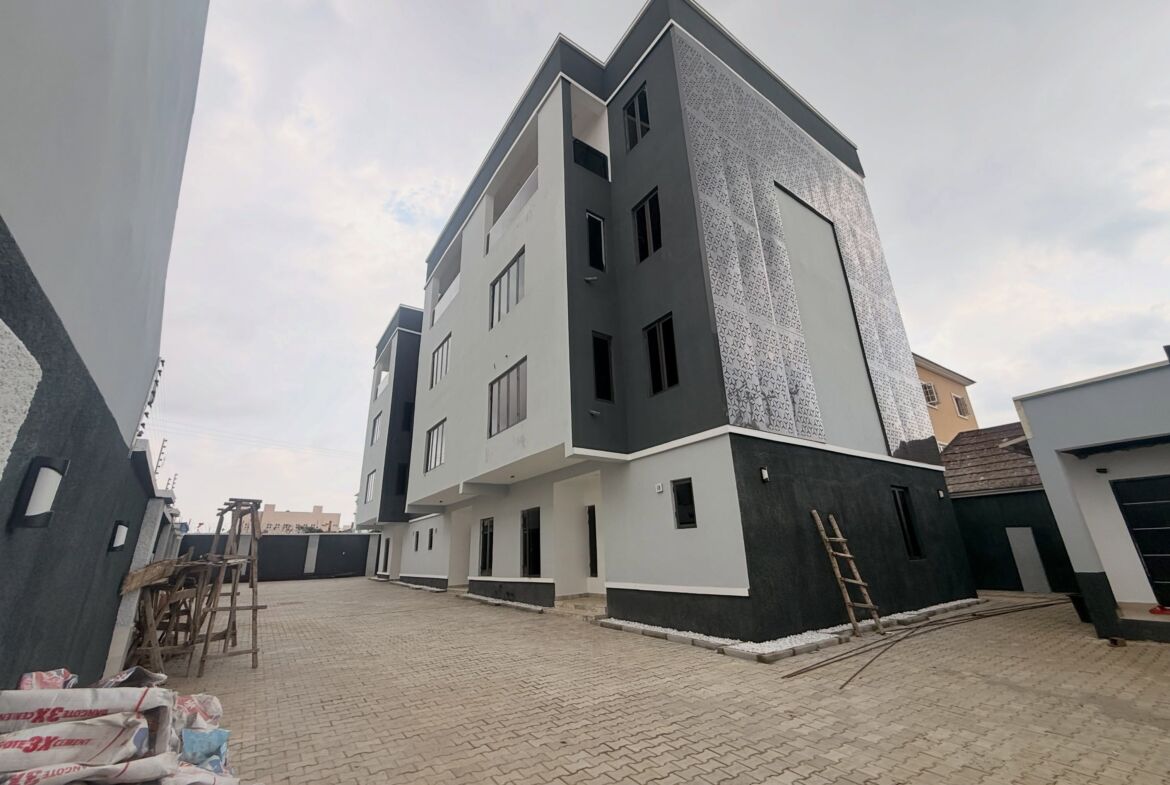 4 bedroom terrace duplex for sale in Jahi, Abuja