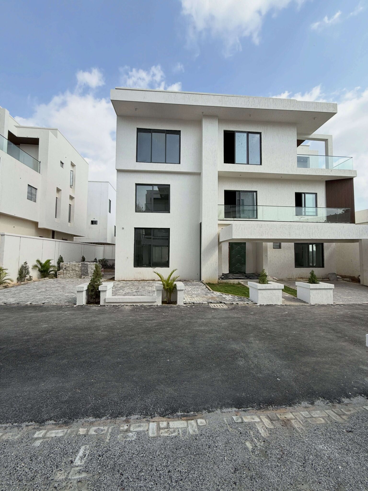 7 bedroom villa for sale in Katampe Extension, Abuja