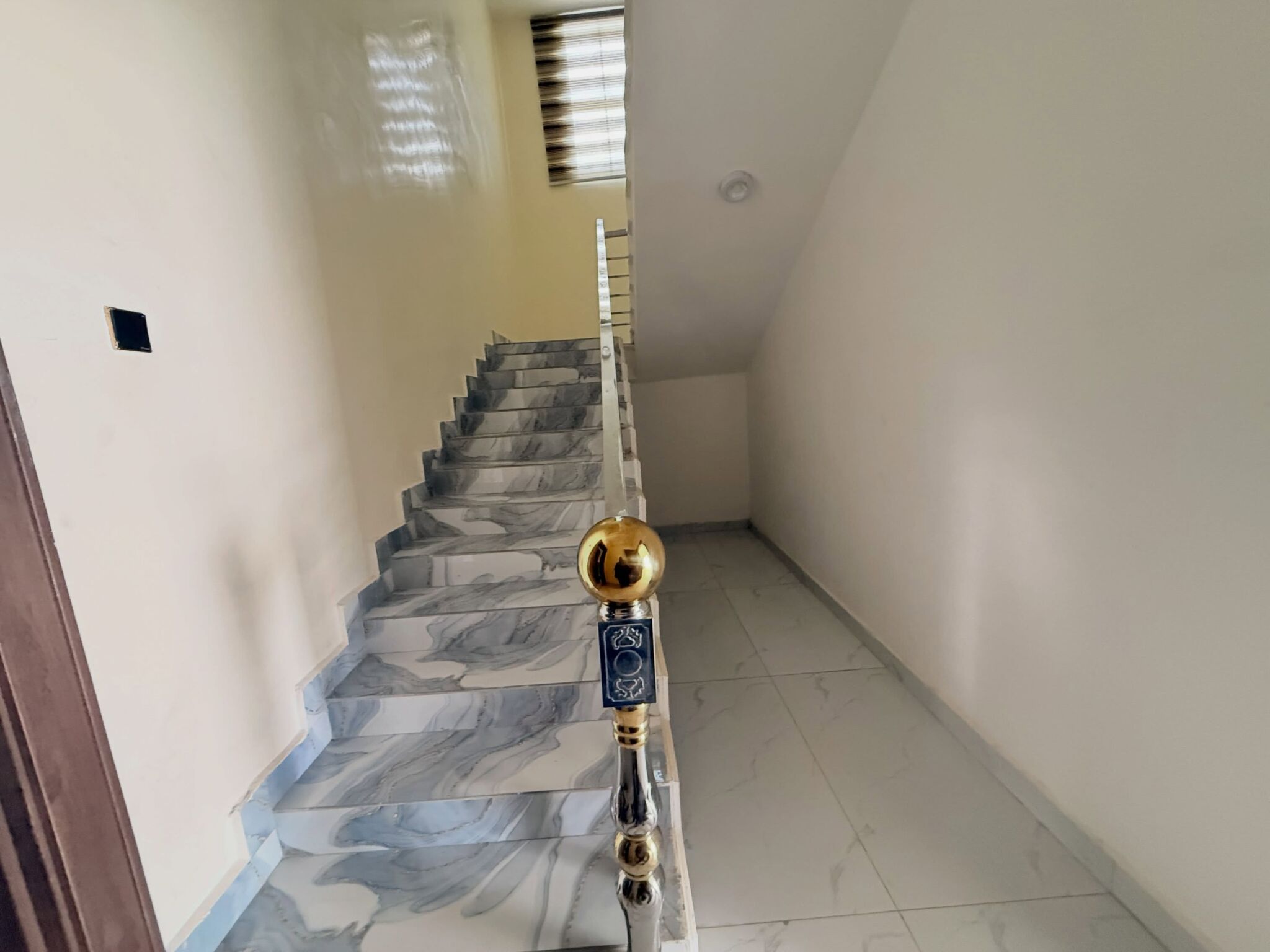 6 bedroom detached duplex for sale in Dakwo, Abuja