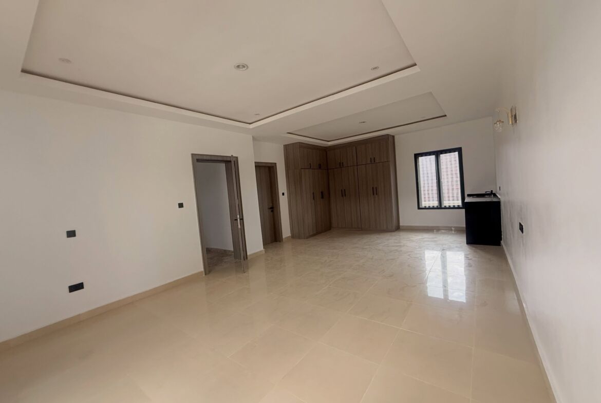 4 bedroom terrace duplex for sale in Jahi, Abuja