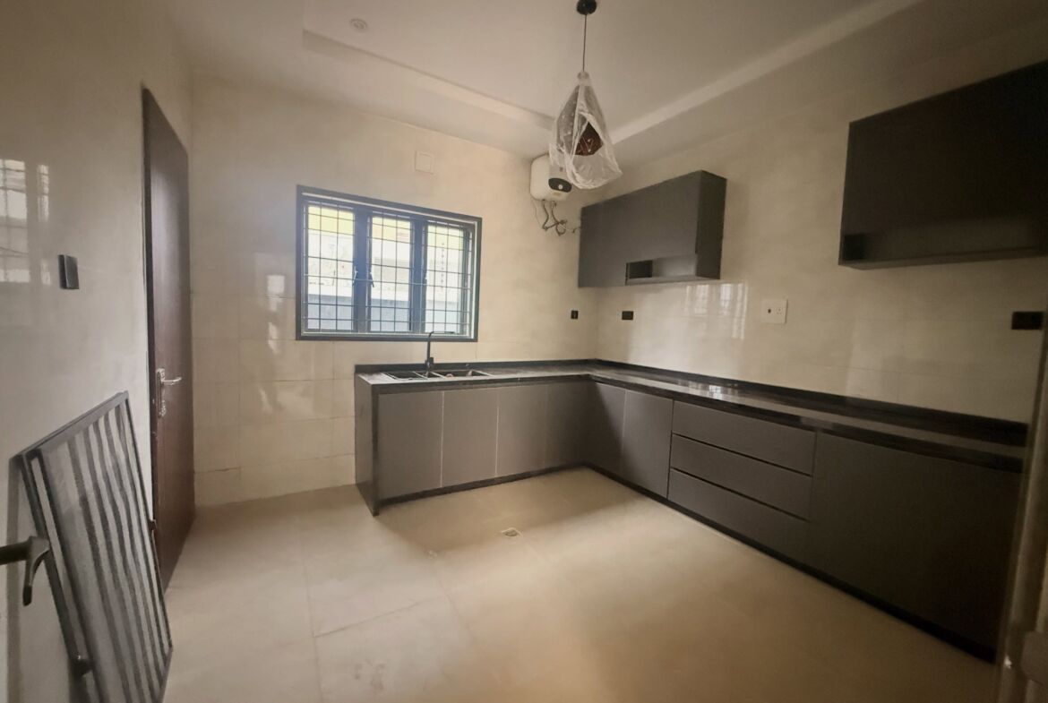 4 bedroom terrace duplex for sale in Jahi, Abuja