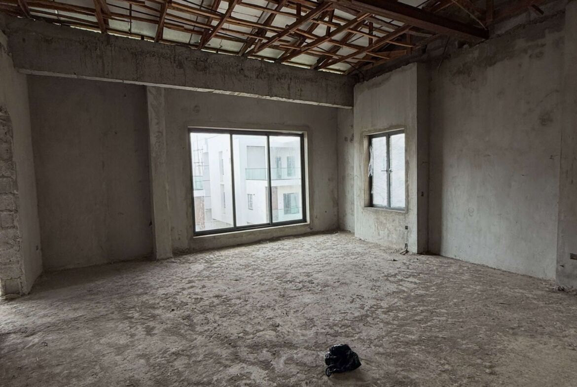 7 bedroom villa for sale in Katampe Extension, Abuja