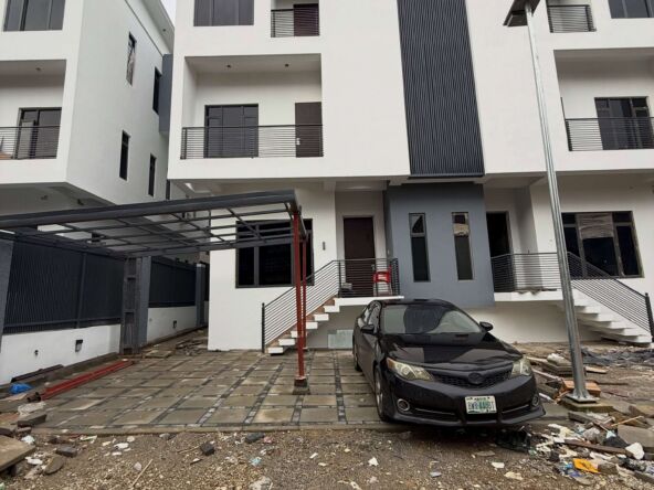 4 bedroom semi-detached duplex for sale in Katampe, Abuja