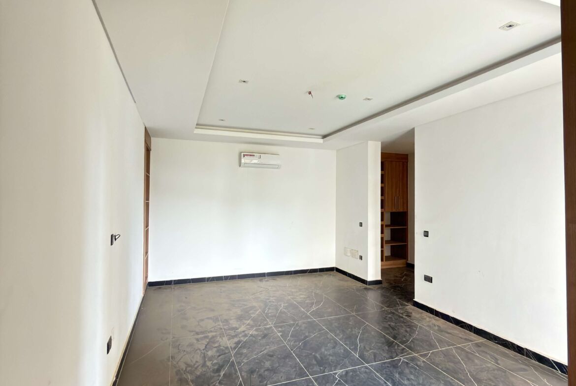 4 bedroom terrace duplex for sale in Wuse 2, Abuja