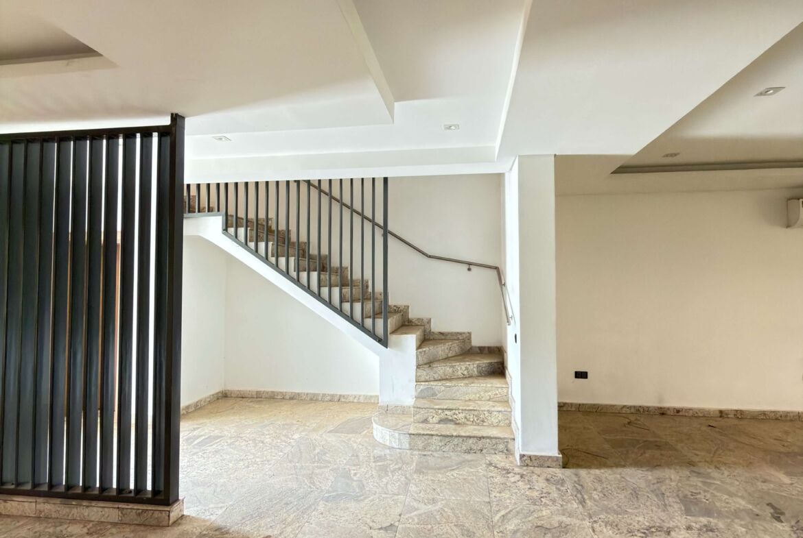 4 bedroom terrace duplex for sale in Wuse 2, Abuja