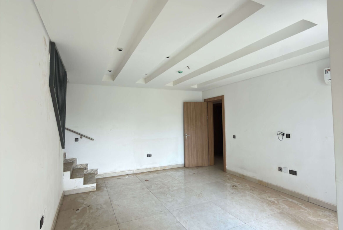 4 bedroom terrace duplex for sale in Wuse 2, Abuja