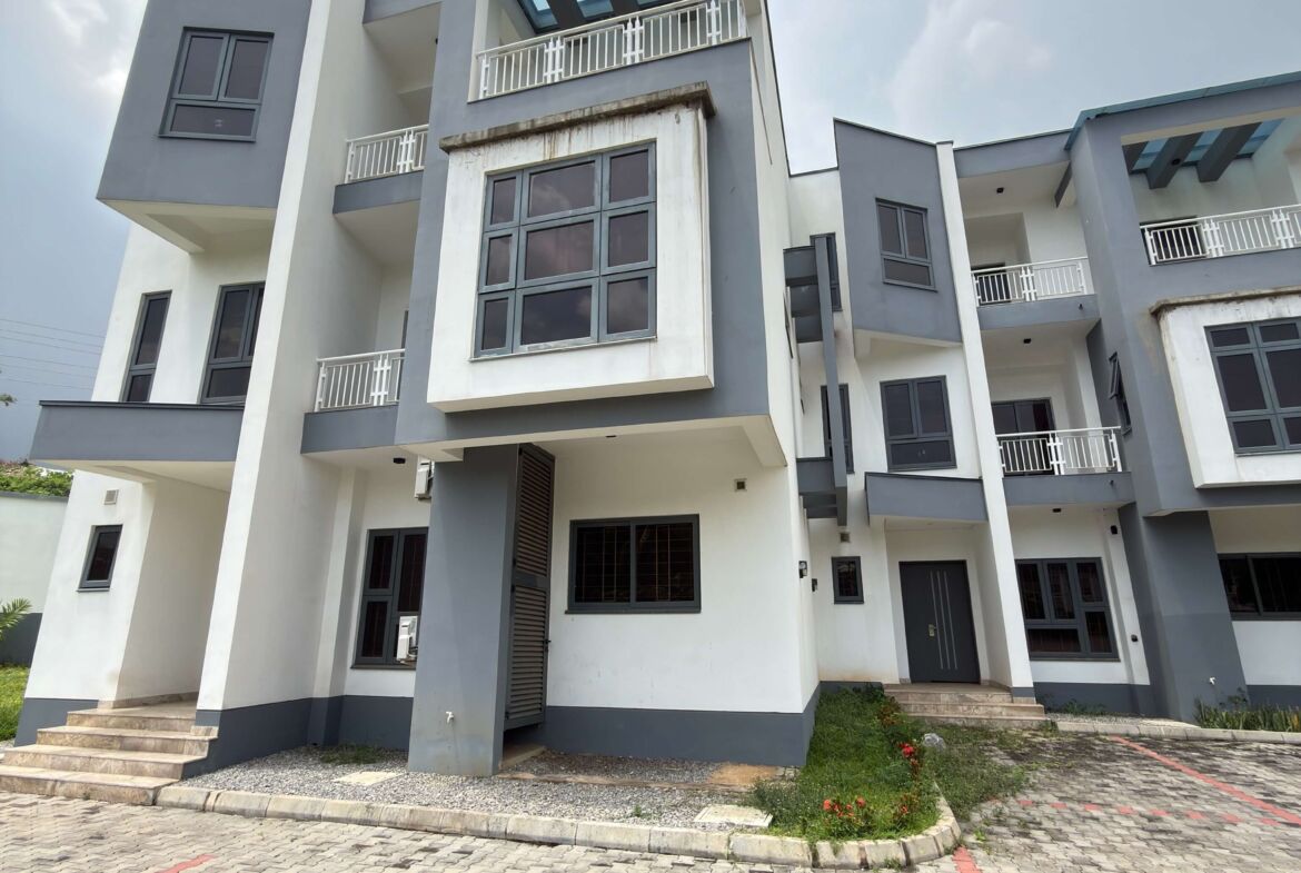 4 bedroom terrace duplex for sale in Wuse 2, Abuja