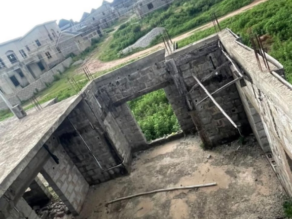 4 bedroom duplex for sale in Pyakasa, Lugbe, Abuja
