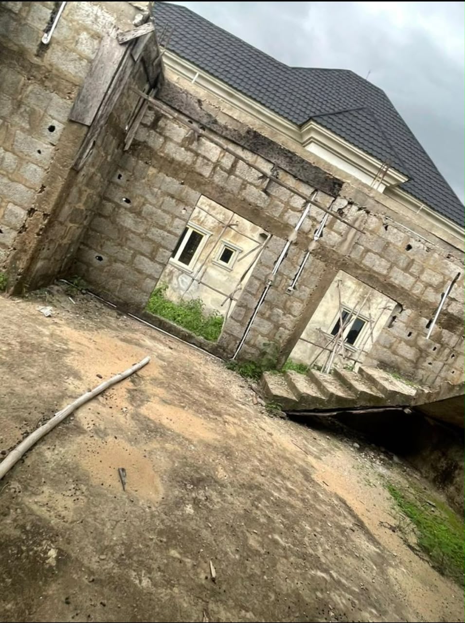 4 bedroom duplex for sale in Pyakasa, Lugbe, Abuja
