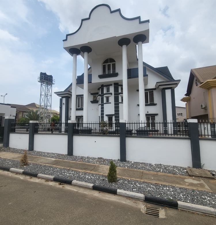 4 bedroom detached house for sale in Dakwo, Abuja