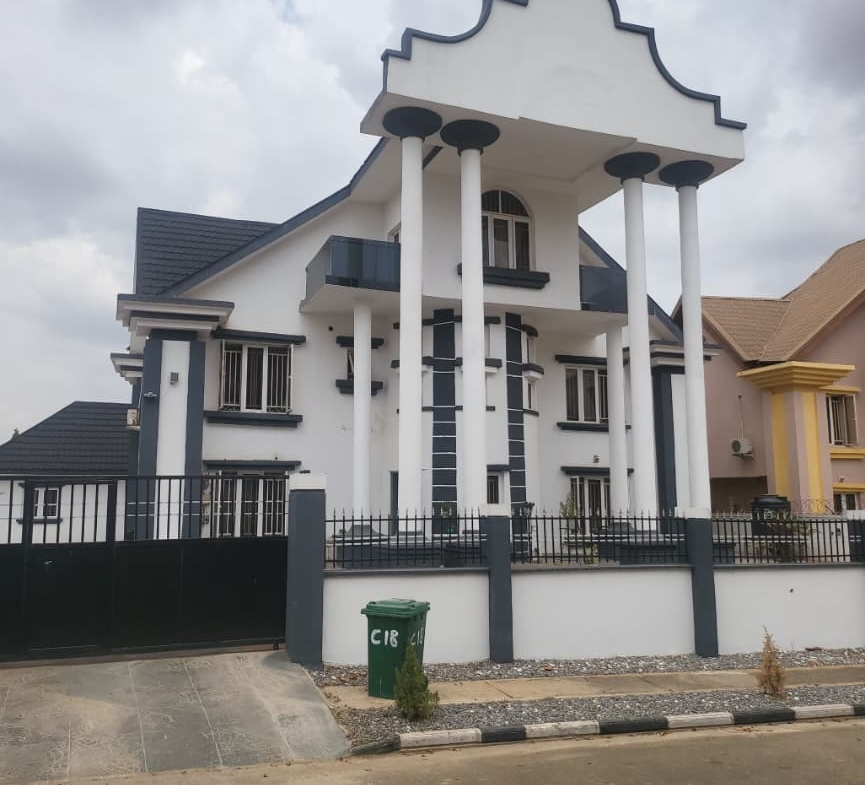 4 bedroom detached house for sale in Dakwo, Abuja