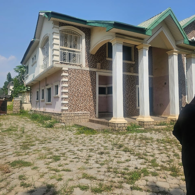 5 bedroom house for sale in Gwarinpa, Abuja