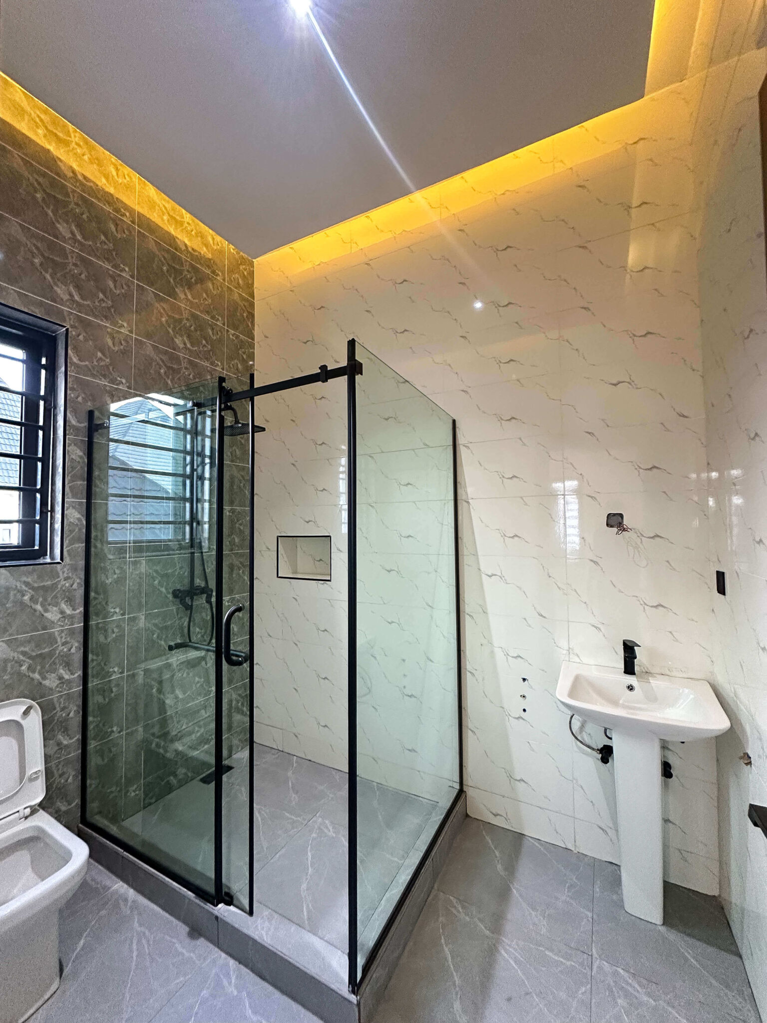 7 bedroom duplex for sale in Karsana, Abuja