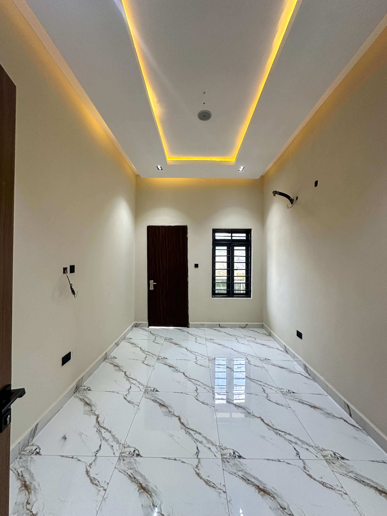 7 bedroom duplex for sale in Karsana, Abuja