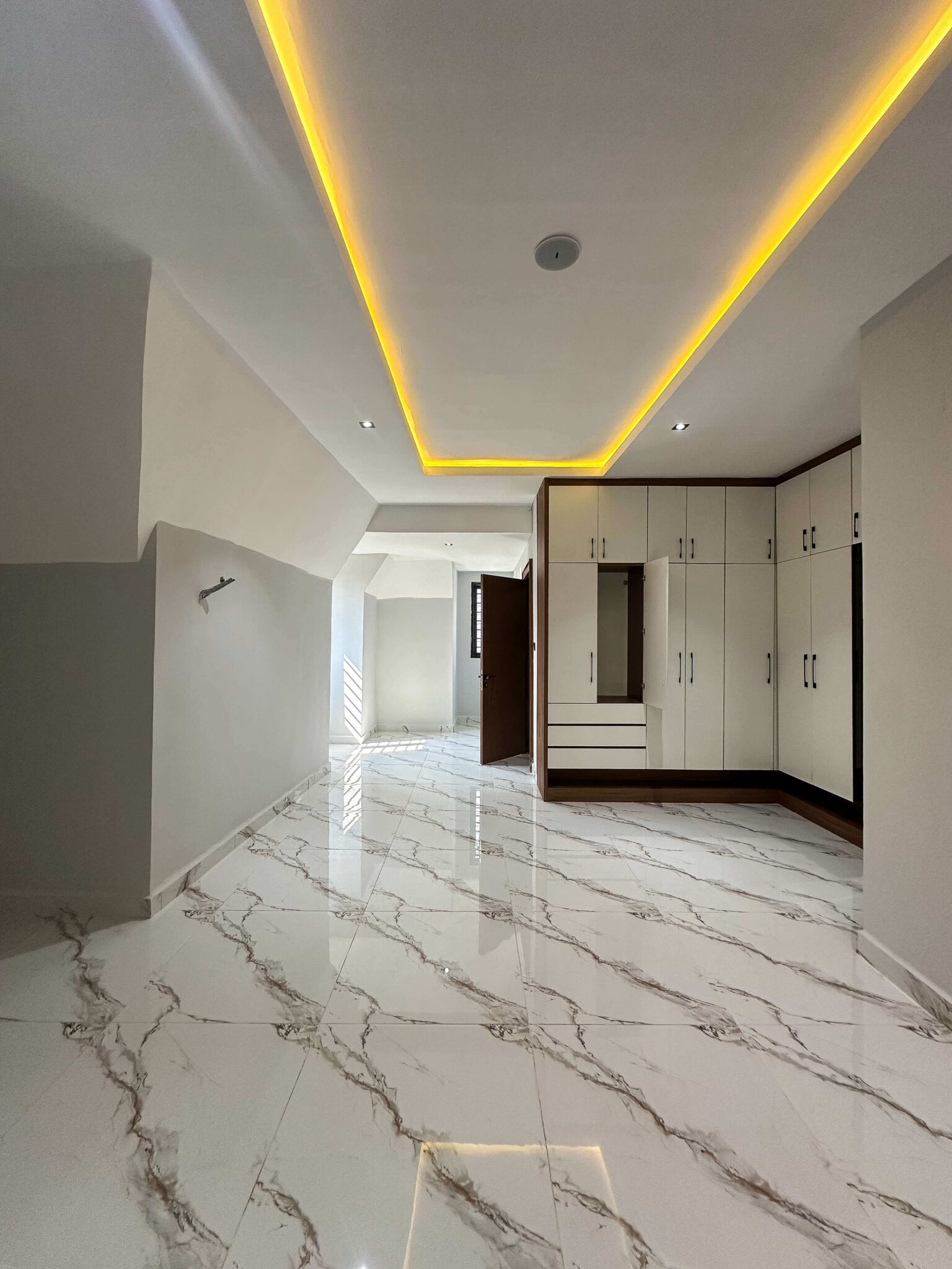 7 bedroom duplex for sale in Karsana, Abuja
