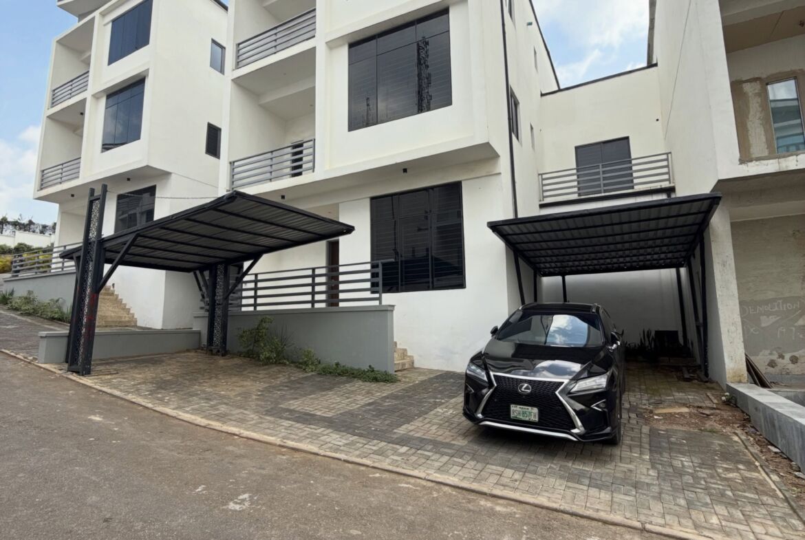 5 bedroom semi-detached duplex for sale in Asokoro, Abuja