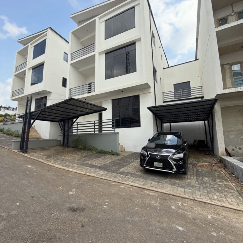 5 bedroom semi-detached duplex for sale in Asokoro, Abuja